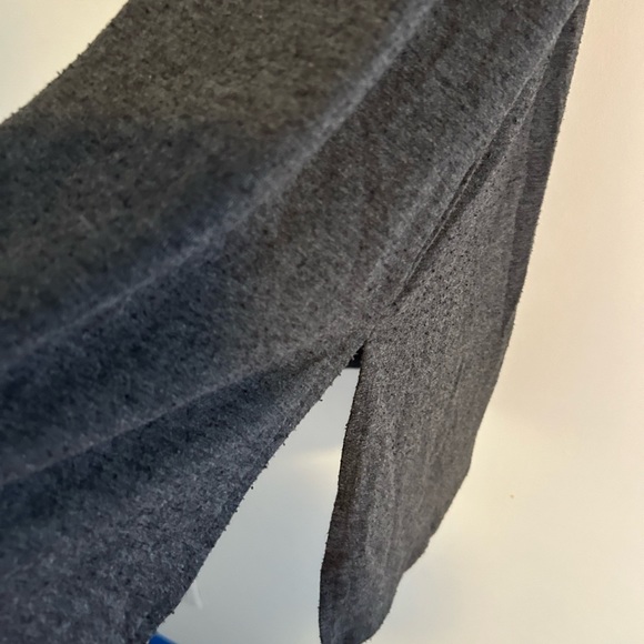 Dark grey tee shirt - Picture 5 of 6